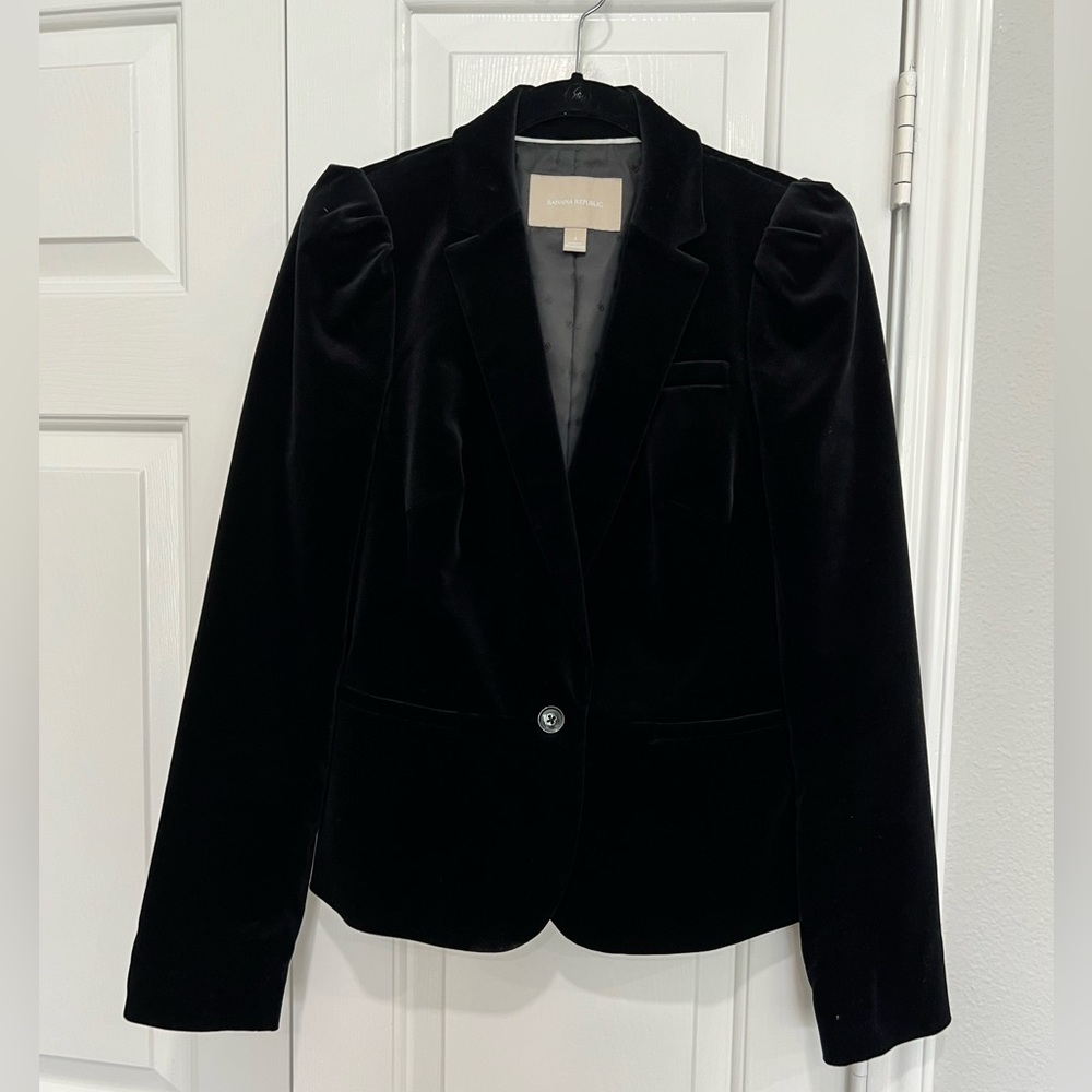 Banana Republic Black Velvet Puff Sleeve Blazer